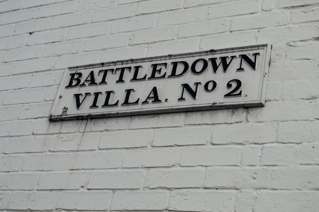 The Battledown Hotel Челтнъм Екстериор снимка